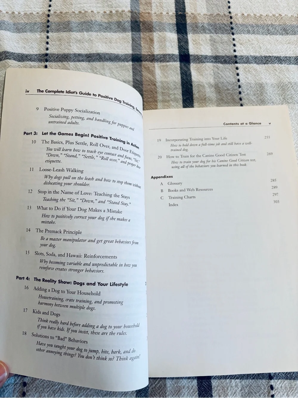 The Complete Idiots Guide to Positive Dog Training 2nd Edition 2005 Softcover - Picture 6 of 10